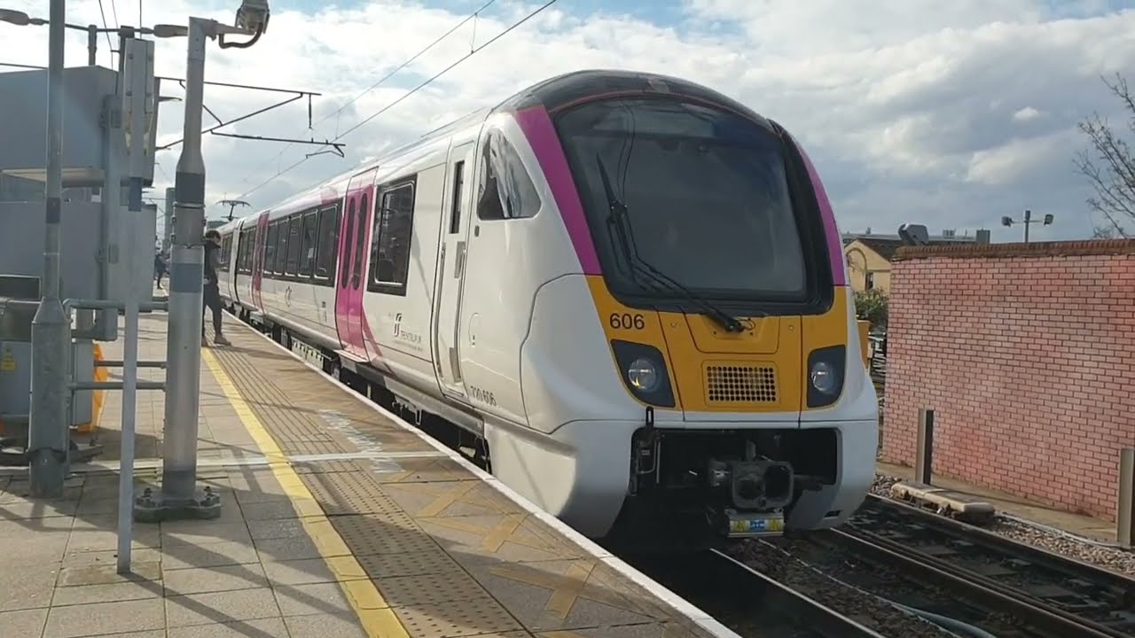 c2c trains at West Ham