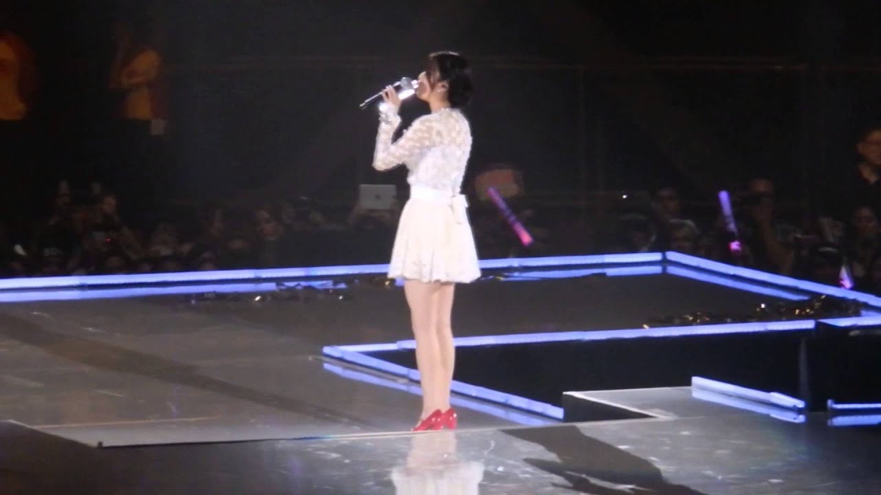 IU Speaking English | KCON 2014 MCountdown