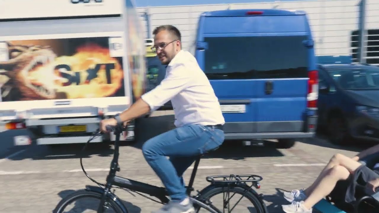 Der Rehabuggy Josi pro - John auf der REHACARE 2023 mit FiNiFuchs