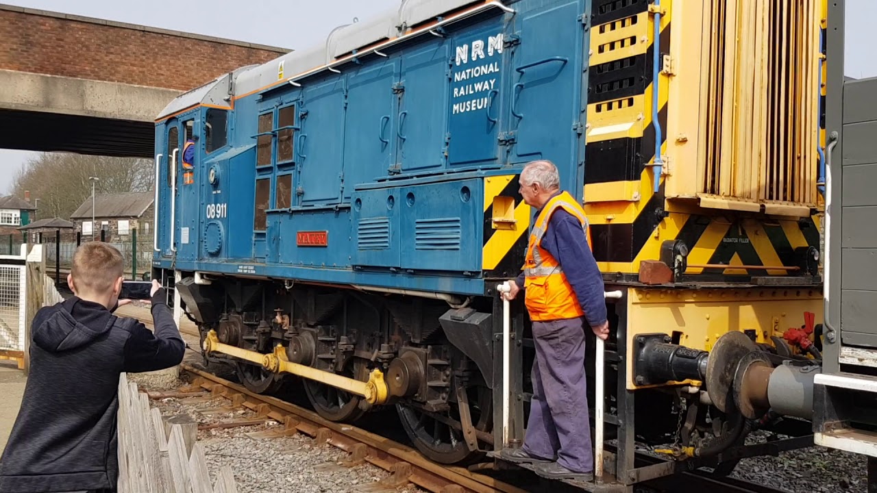 Shunting demo at locomotion shildon with 08 and 03 shunter