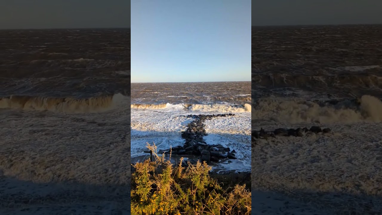 Waves and Winds: windy afternoon at the seafront of Hopton, Great Yarmouth