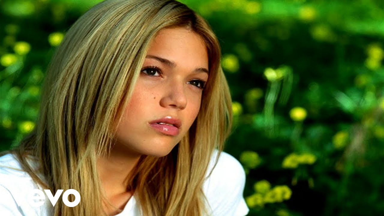 Mandy Moore - So Real (Official Video)