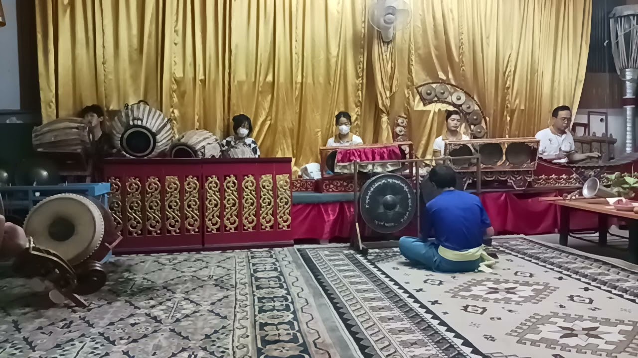 ၵႂၢမ်းၶိုၼ်ႈယႂ်ႇမႂ်ႇသုင် ဢၼ်မႂ်ႇ