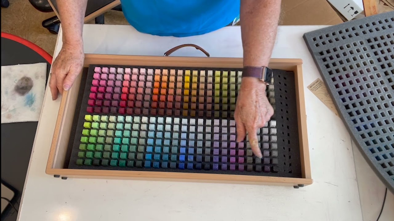 Blue Earth Unboxing with Laura Pollak