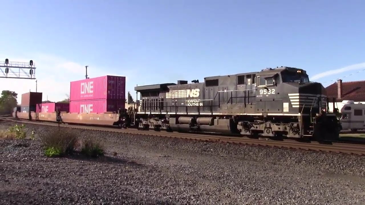 NS I5N crosses the diamond in Marion Ohio