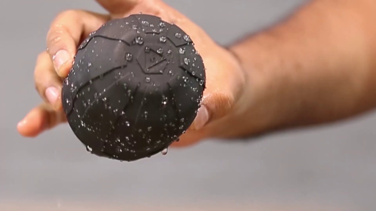 Avati | Universal Lens Cap | Water Test