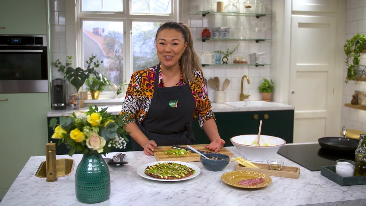 Kökets middag: Okonomiyaki med wasabi och sesam - Halv åtta hos mig (TV4)