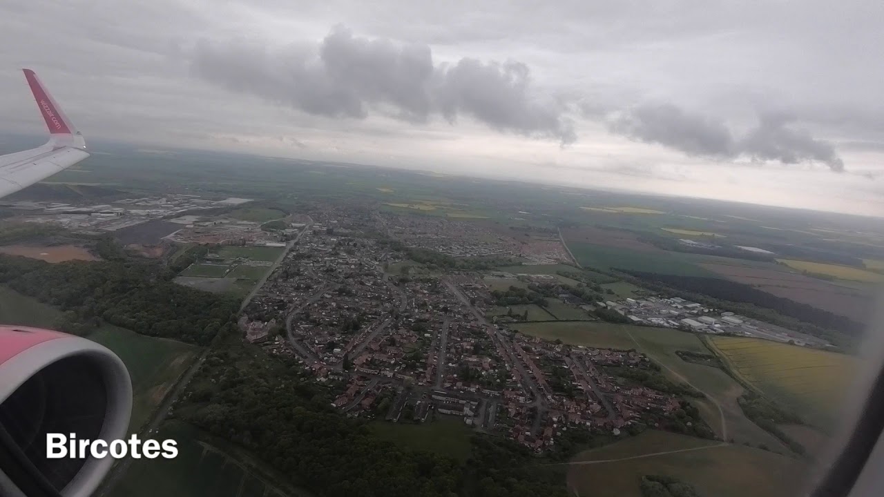 Landing at Doncaster Sheffield Airport, South Yorkshire, England - 9 May, 2019