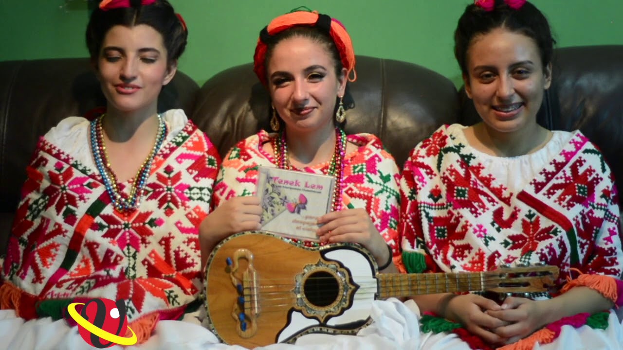 Trio las Mariposas Huastecas