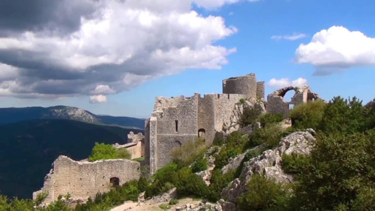 Château de Peyrepertuse  Duilhac Aude  (Vidéo 3D)