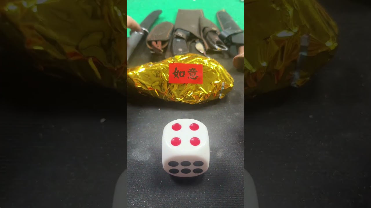 #翡翠 #美華石材 #翡翠原石 #翡翠手鐲 #翡翠直播 #四岩玉 #玉佩 #jade #funny #翡翠玉 #handmade #古玉收藏 #toys #crystals