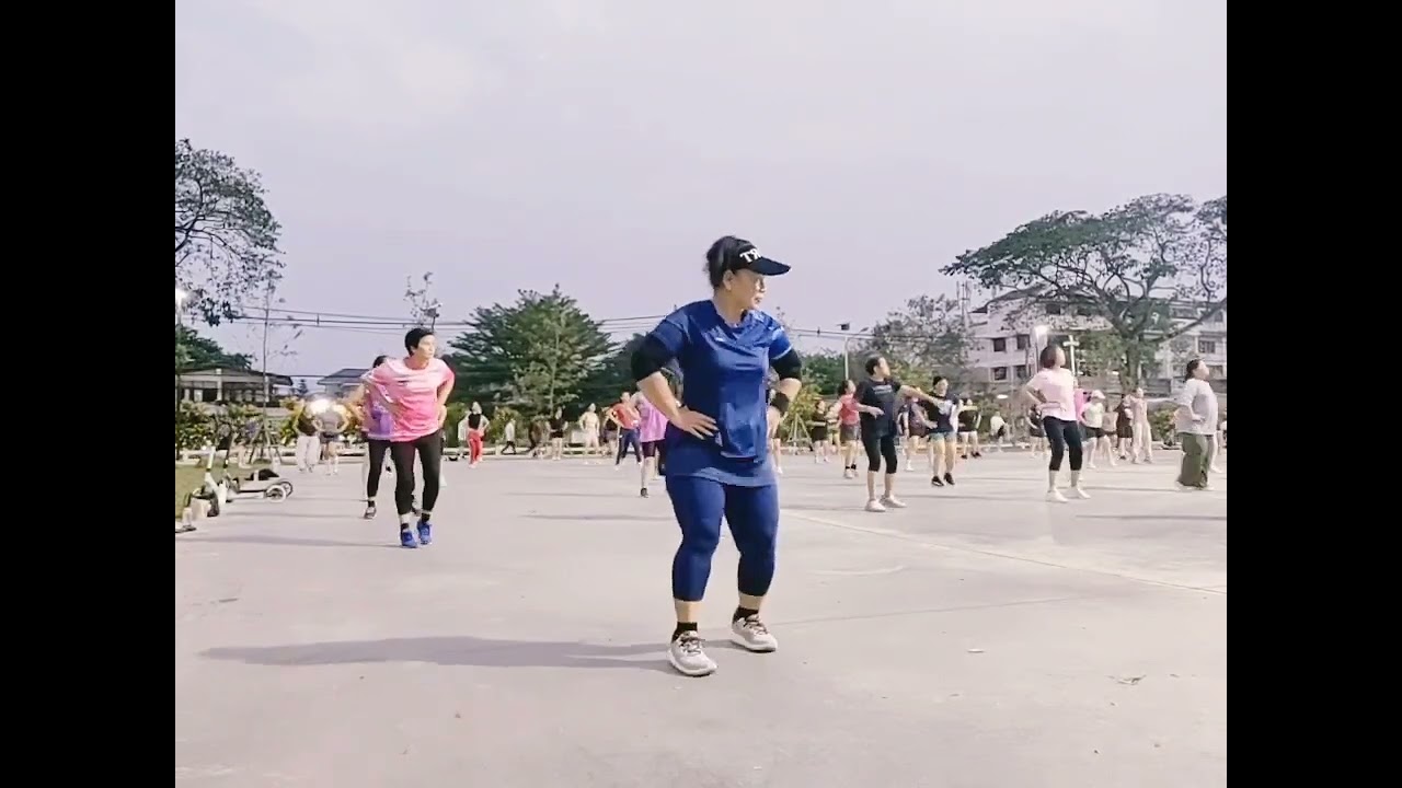 แอโรบิค สวนรถไฟเชียงใหม่ 😍🚂💪🤟🎼