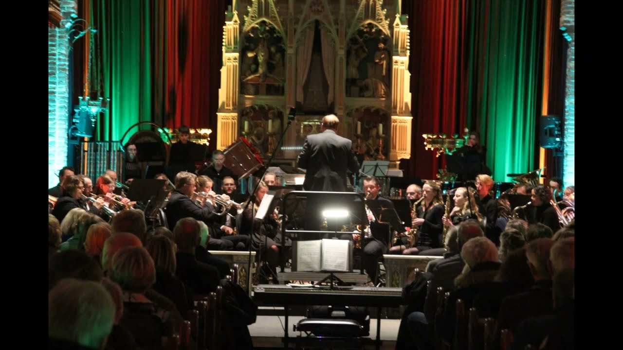 A Christmas Overture, Fanfare DSS