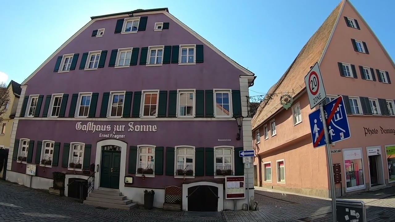 D: Feuchtwangen. Mittelfranken. Eindrücke aus der Stadtmitte. April 2023