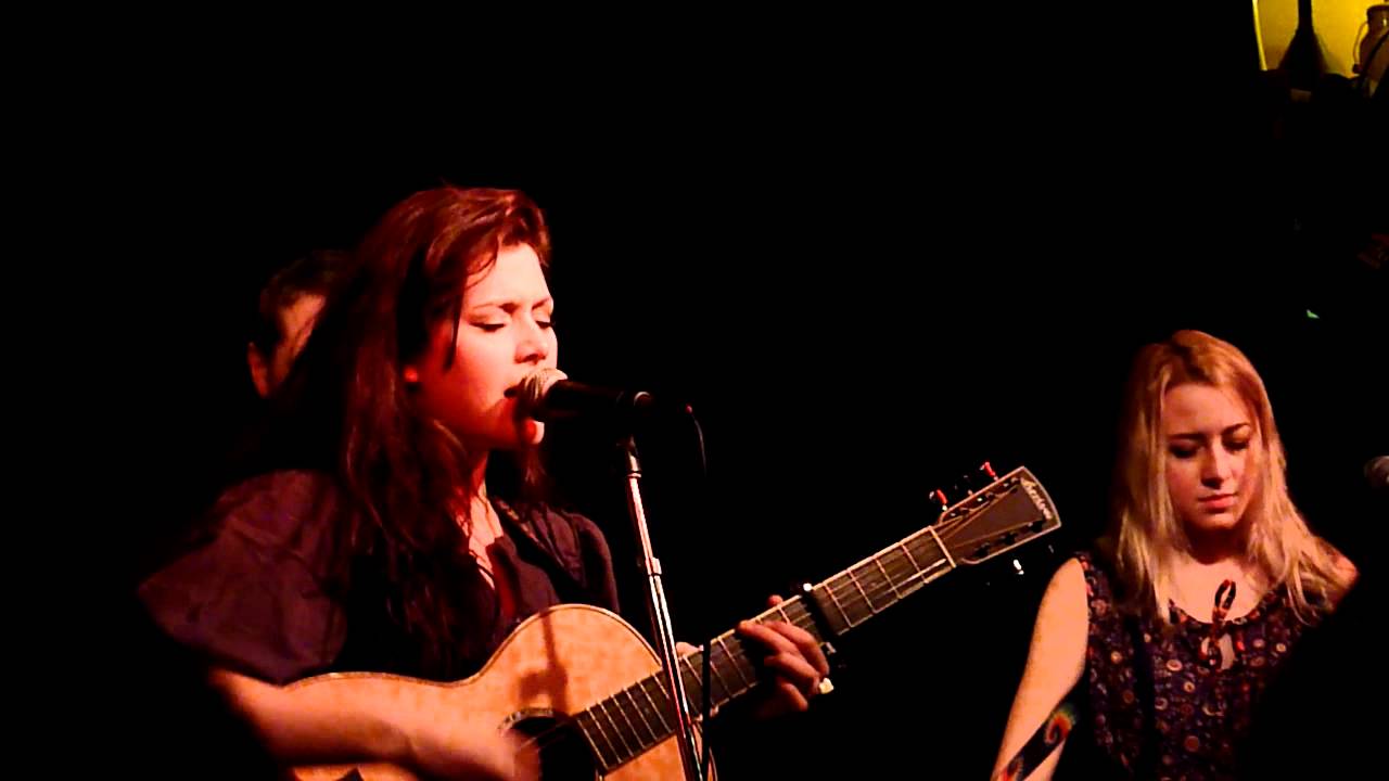 Larkin Poe - We intertwine - Akkurat 2011