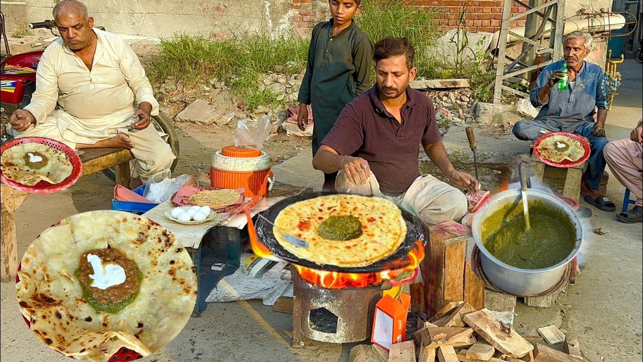 THE ULTIMATE GREEN GOODNESS || STREET STYLE SAAG PARATHA || THE PERFECT ALOO PARATHA - SAAG 
