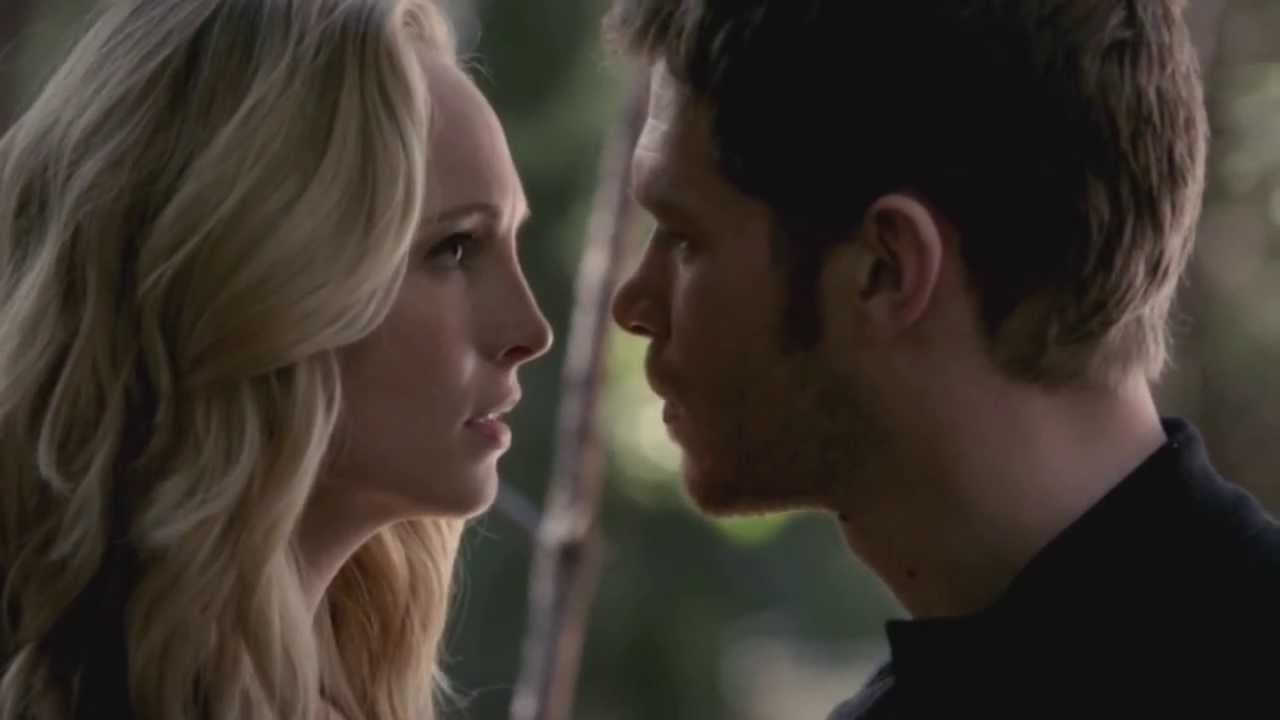 Damon and Elena- Run Right Back