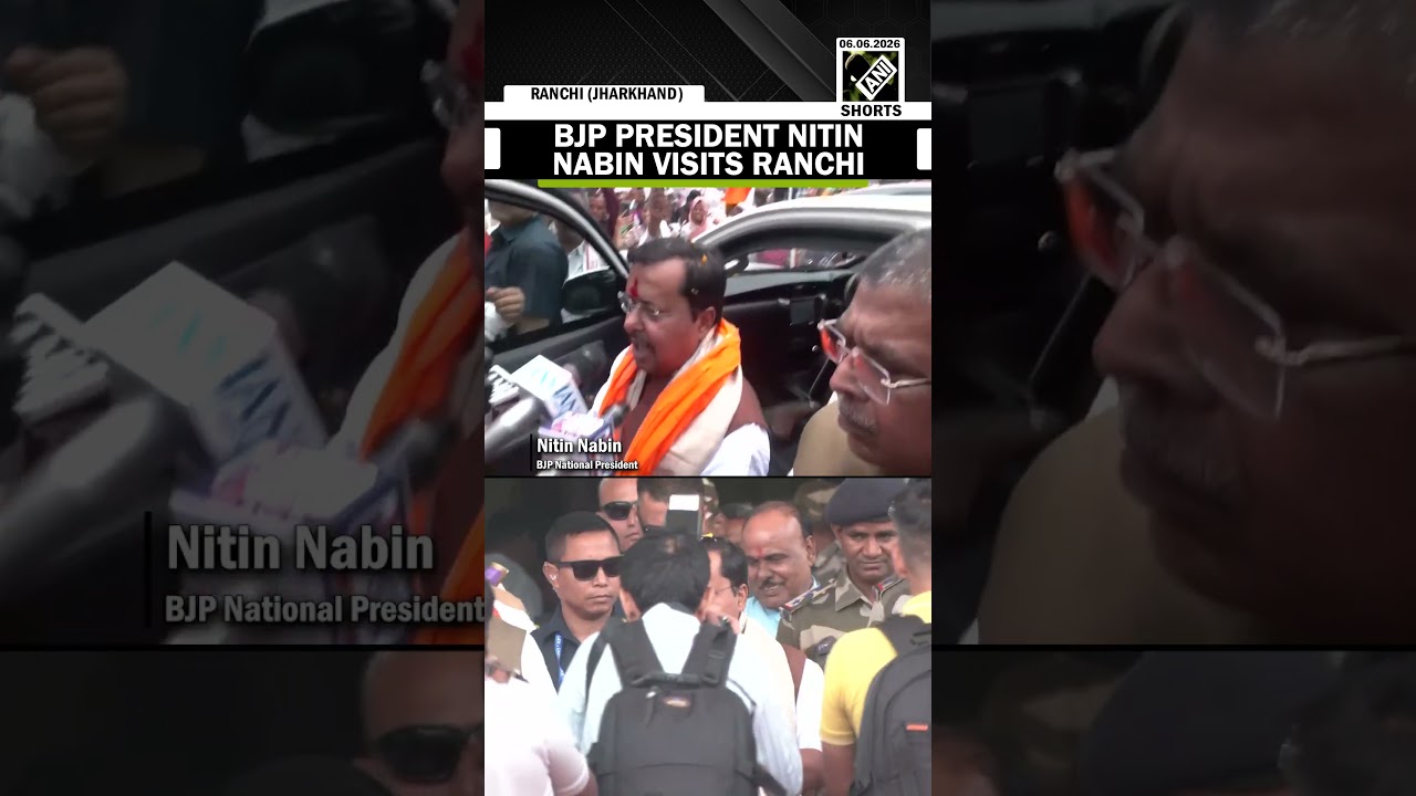 Национального президента BJP Нитина Набина торжественно встретили в аэропорту Ранчи