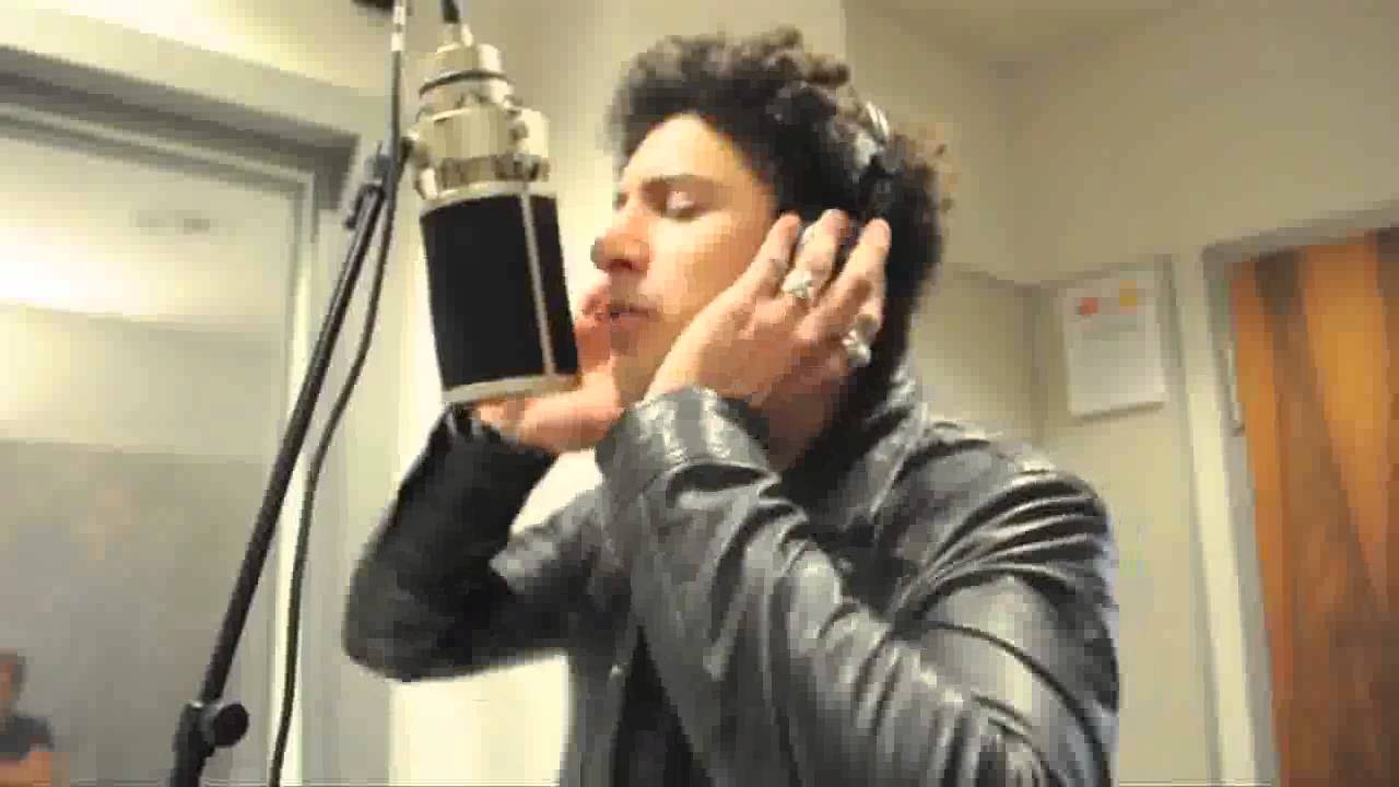 Andreas Bourani - Alles Nur In Meinem Kopf (Live bei Radio Hamburg).