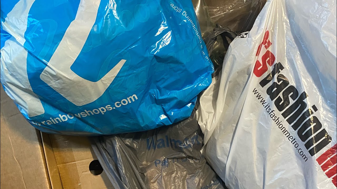 It’s a online @Walmart haul, plus instore @ItsFashionMetro and @RainbowApparel 😘😍✅