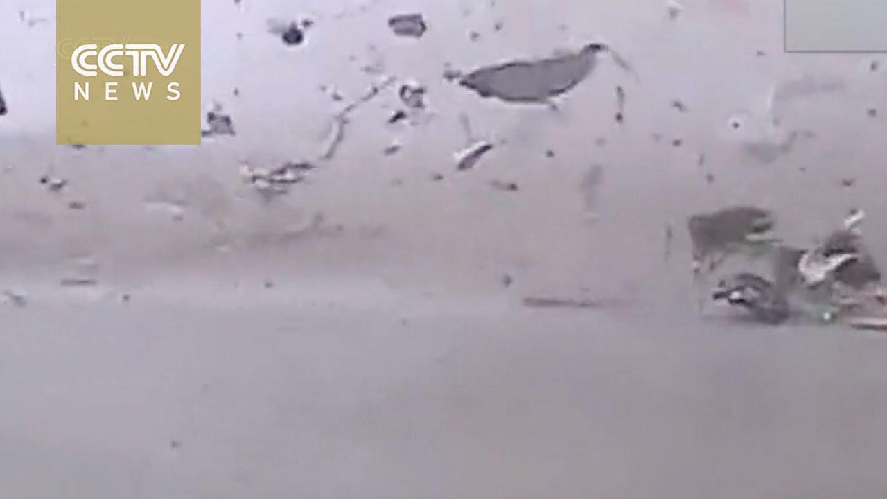 Shocking footage: Tornado strikes north China&rsquo;s town, destroys traditional yurts tents