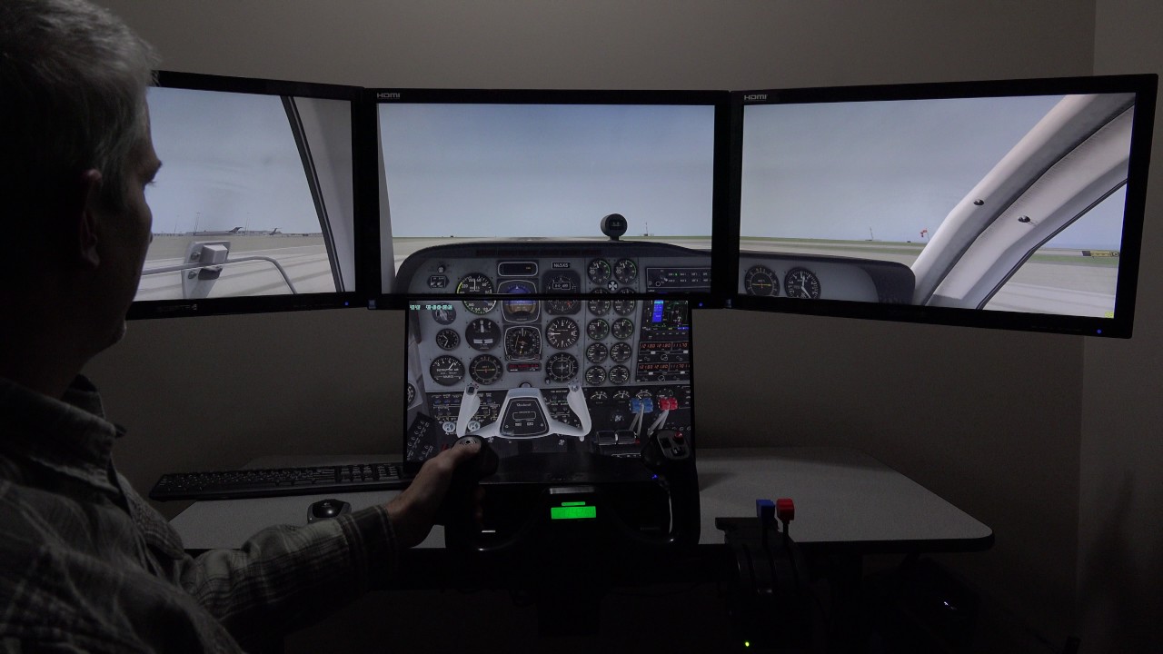 X Plane 11 Beta 5 on XForcePC Quad Screen