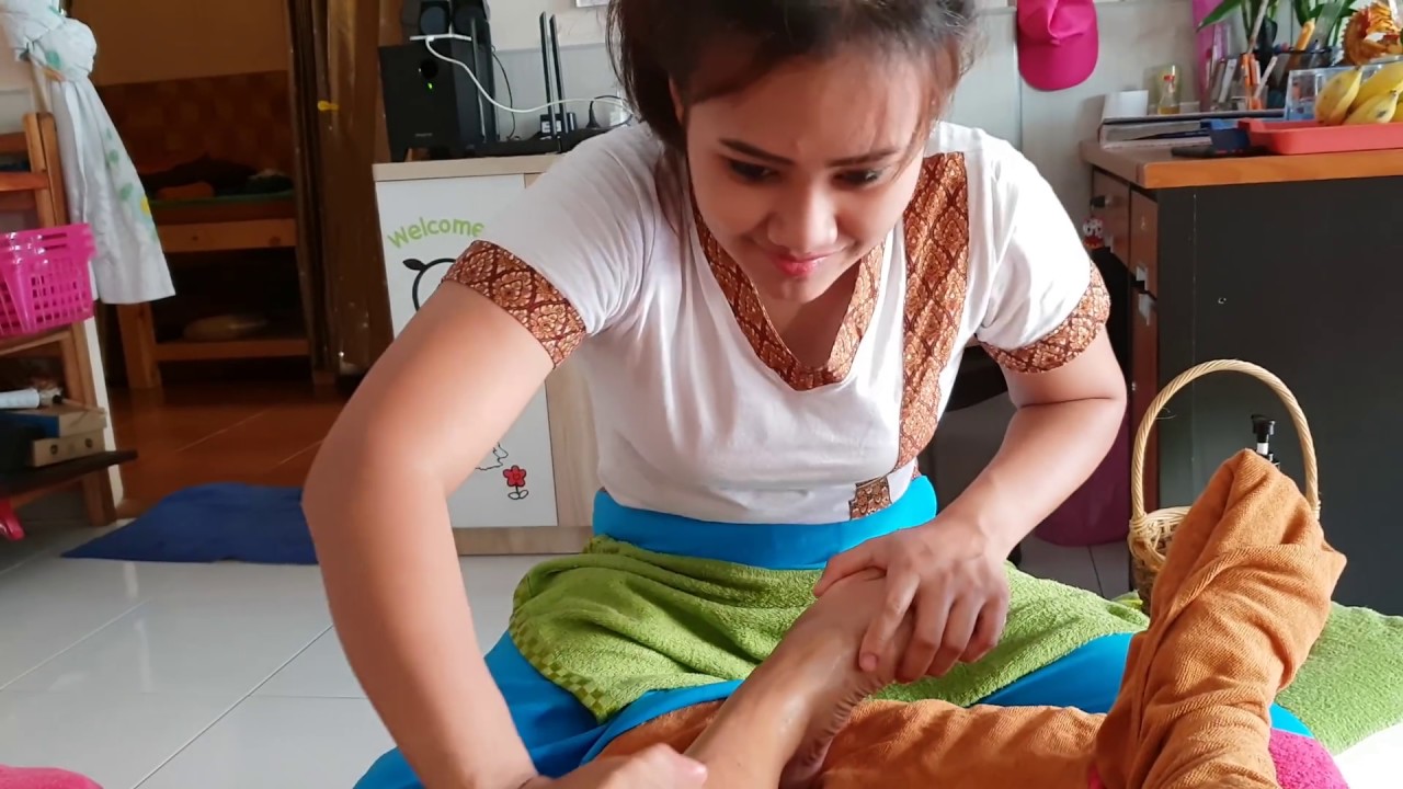 foot massage in Pattaya, Thailand | ASMR massage