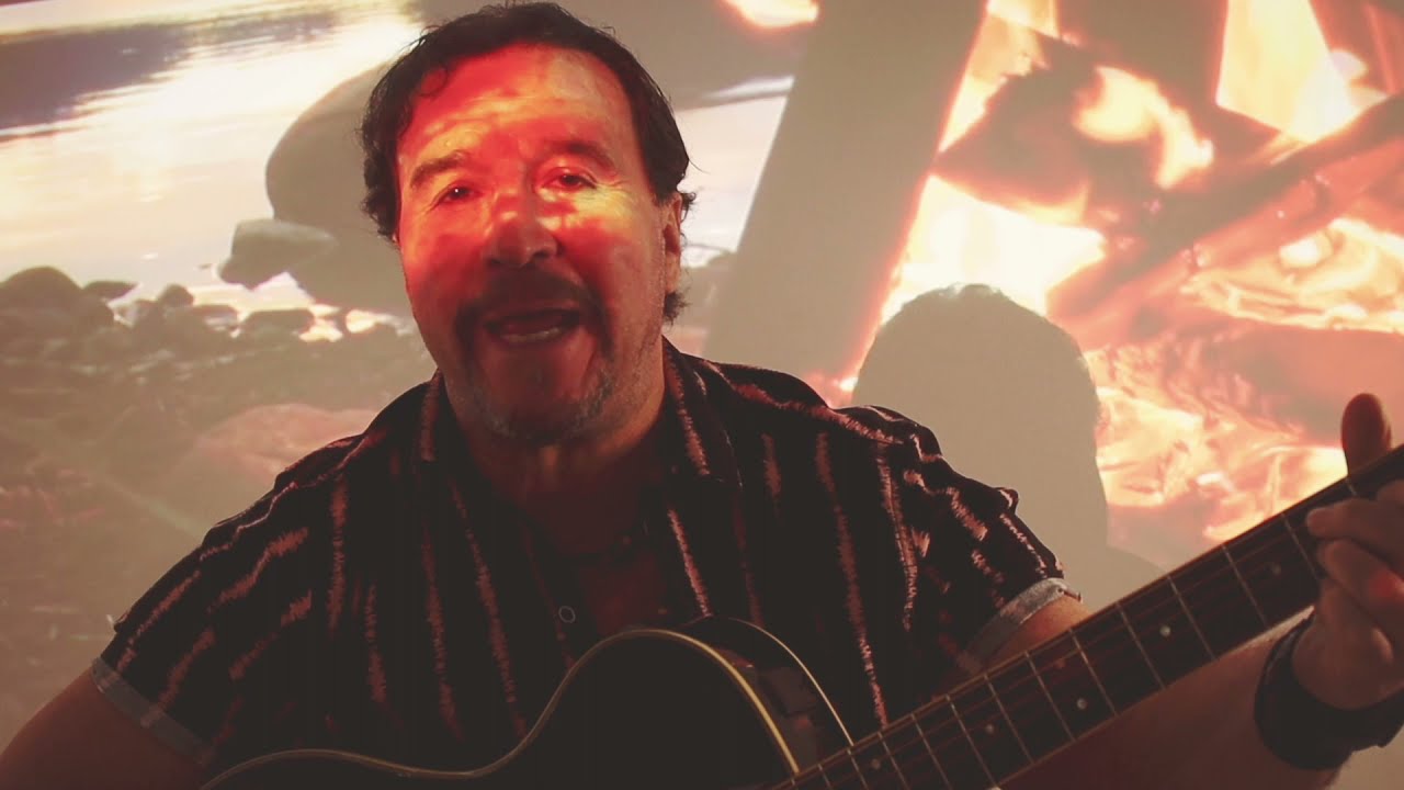 Julio Andrade - A Fuego Lento (videoclip oficial)