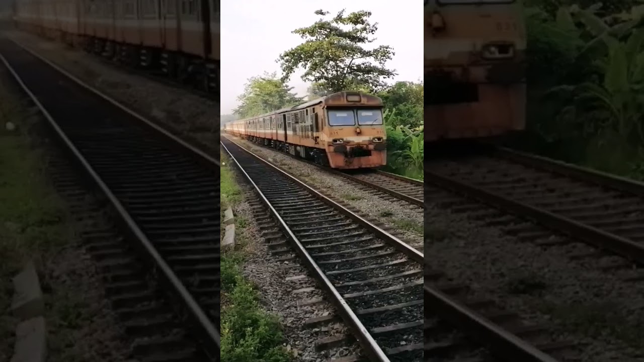 Old train 🚆 🇱🇰 but fast #srilanka #traintravel #ceylon #journey #culturaljourney