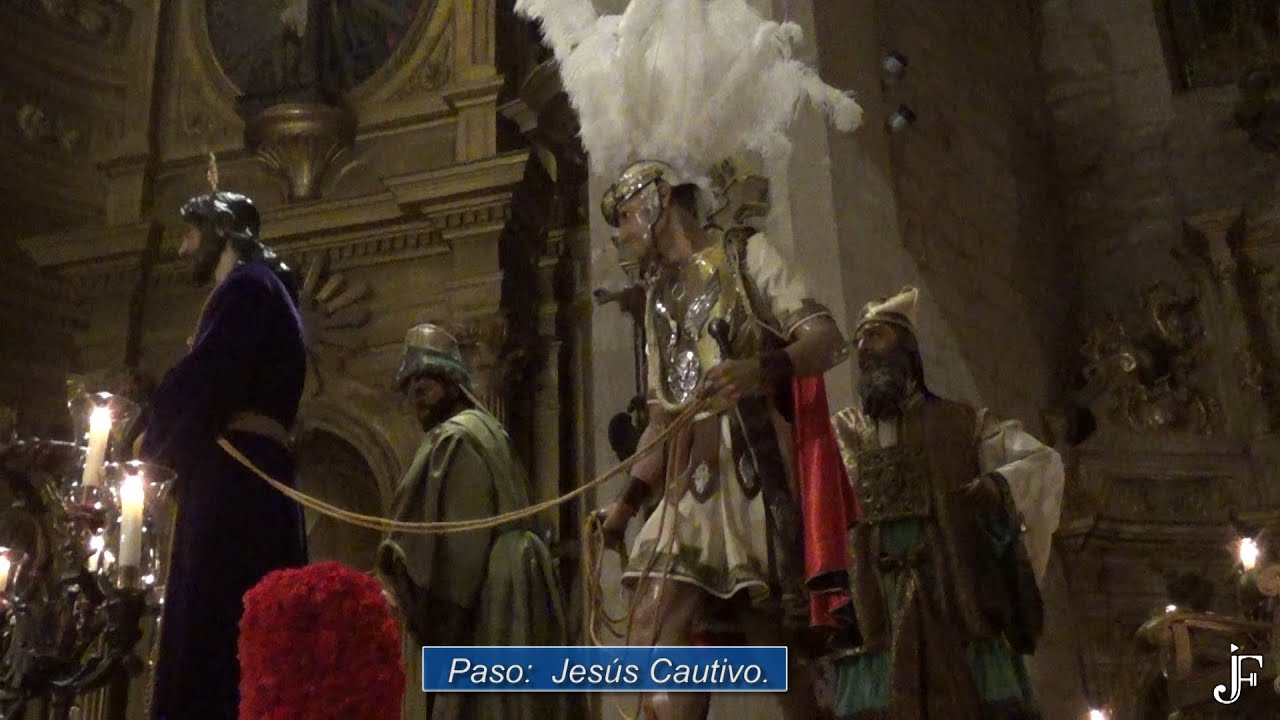 Honores al Cautivo en la puerta de la Redonda - Lunes Santo -  Logroño 25/3/2024.