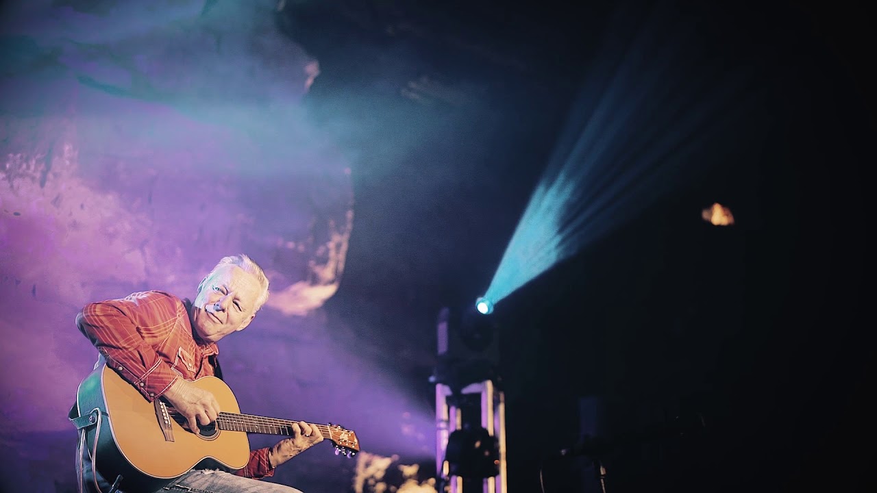 Secret Love (Live) | Tommy Emmanuel