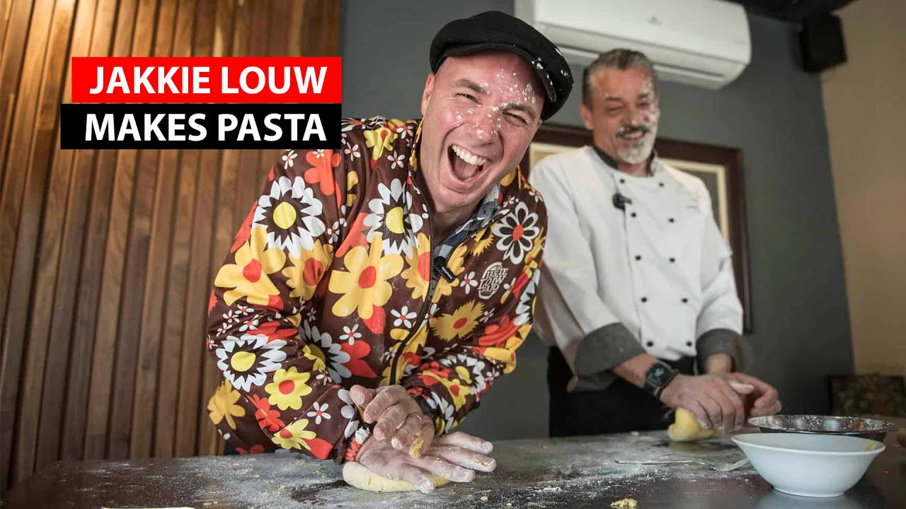 Джекки Лу зажигает в Pasta Barra