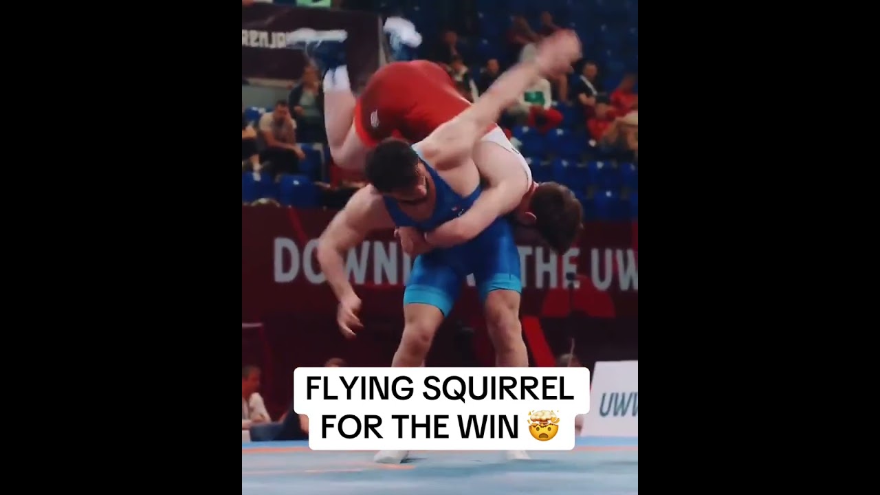 A Russian wrestler pulled off this move to win the match 🔥 (via @unitedworldwrestling/TT)
