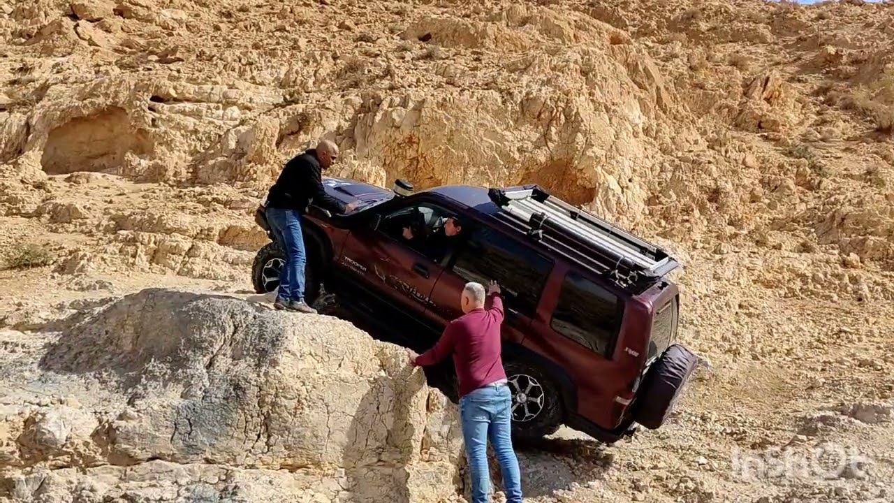 Isuzu Trooper trip 4x4 טרופר נחל עדשה