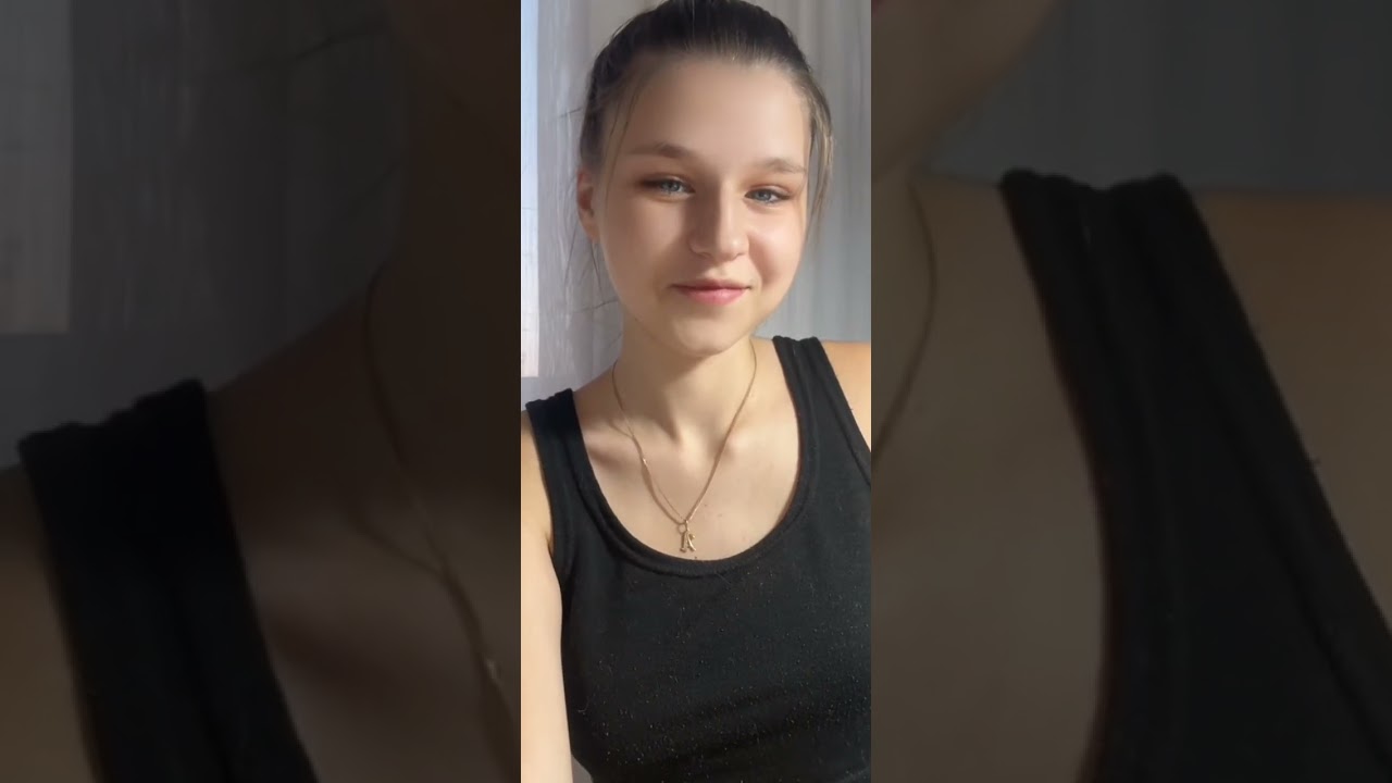 Periscope LIVE BEAUTIFULL GIRL💚 #periscope #live #cute #broadcast #periscopelive#viralvideo #vlog 