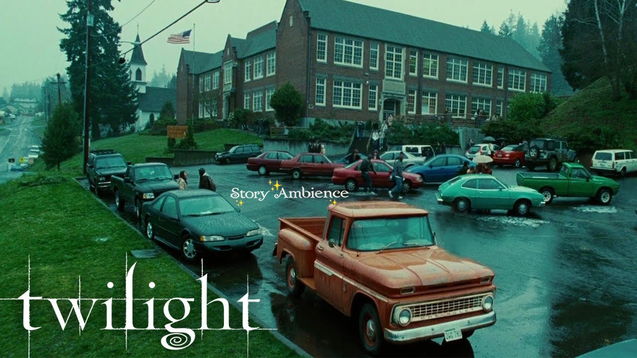Forks HighSchool Parking Lot🌧️🌲Twilight Ambience ASMR Shifting