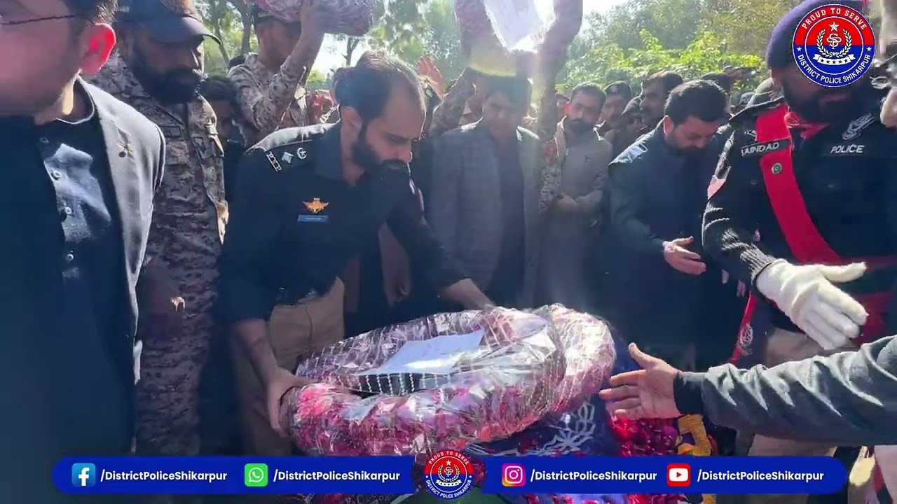 Shaheed key Nimaz e Janaza 