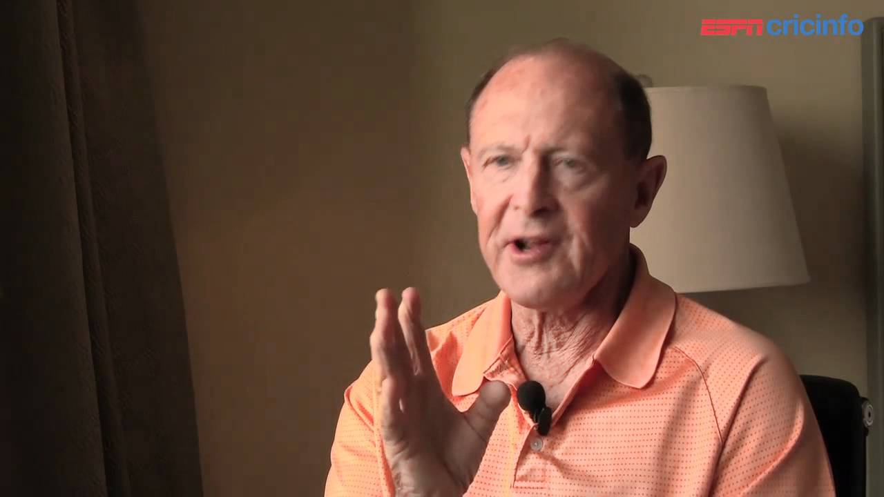 My XI - Geoffrey Boycott: Richard Hadlee -  'The best of the corridor bowlers'