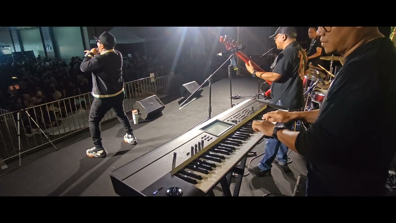 Bintang - Budak kaca mata ( Keyboard cam )  yoya band