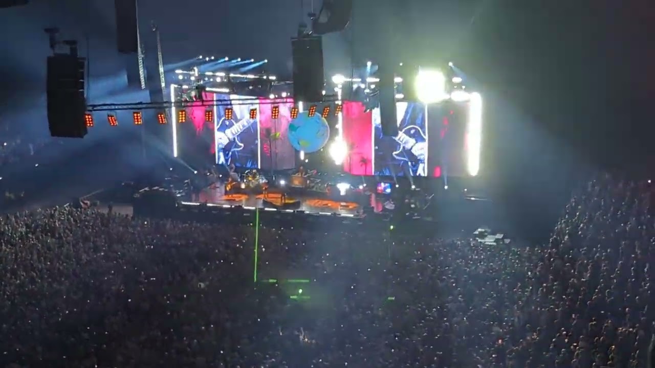 Liam Gallagher - cigarettes and alcohol - Manchester 16/06/24