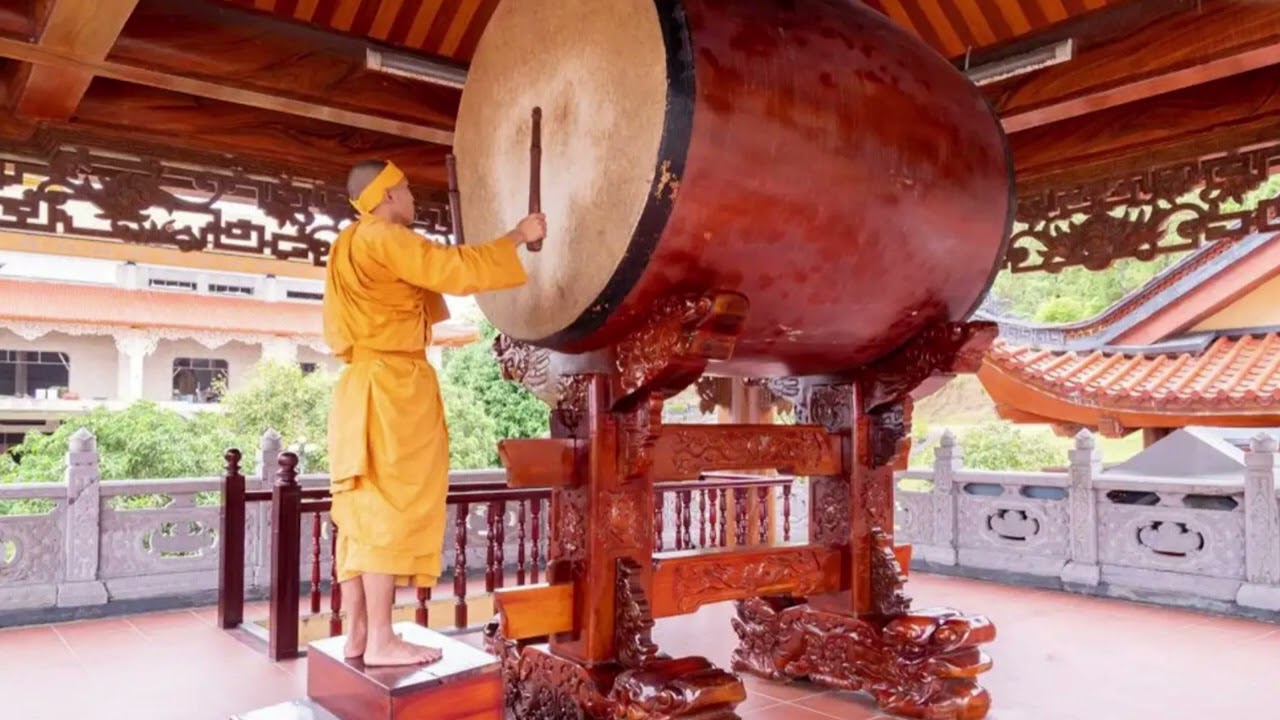 1  Chuông Trống Bát Nhã