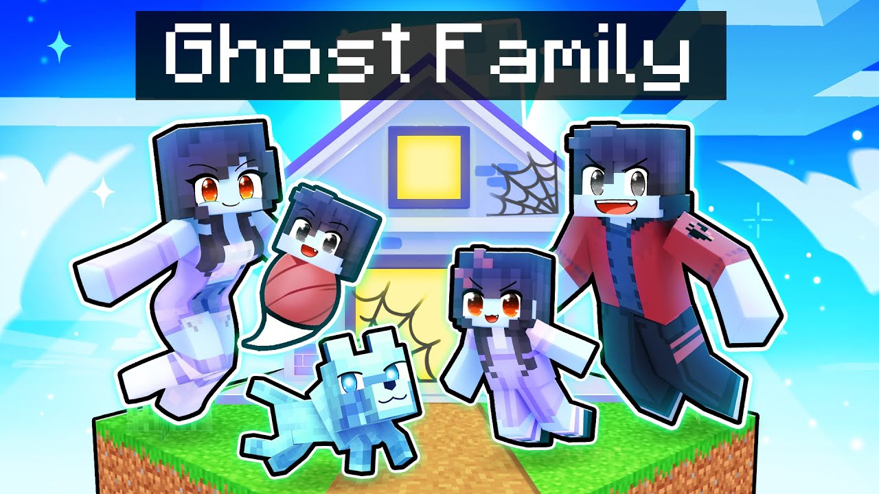 Having a GHOST FAMILY  in Minecraft!