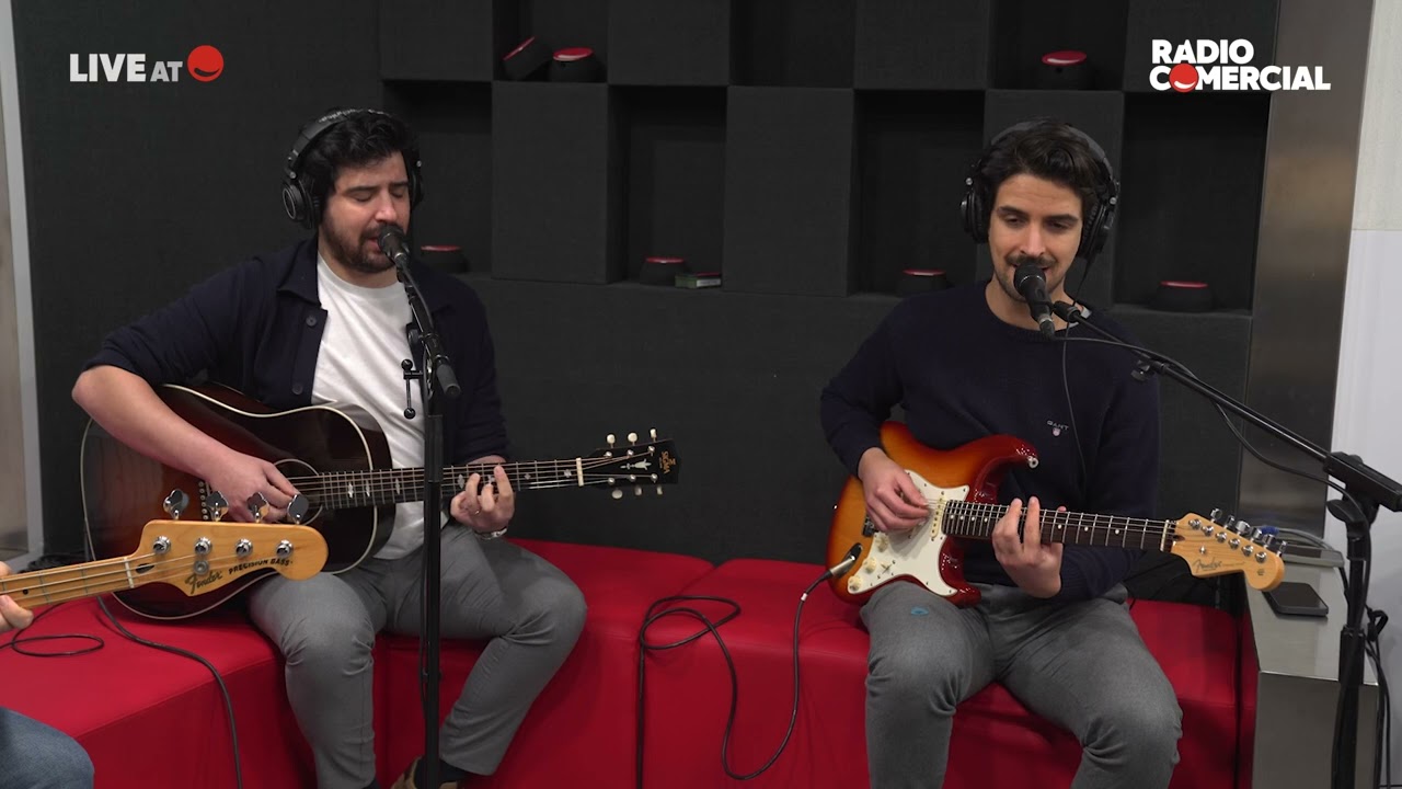 Rádio Comercial | Os Quatro e Meia cantam 