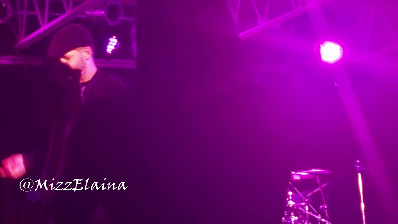 Jon B's Electrifying Performance: They Don't Know (Live in St. Louis)