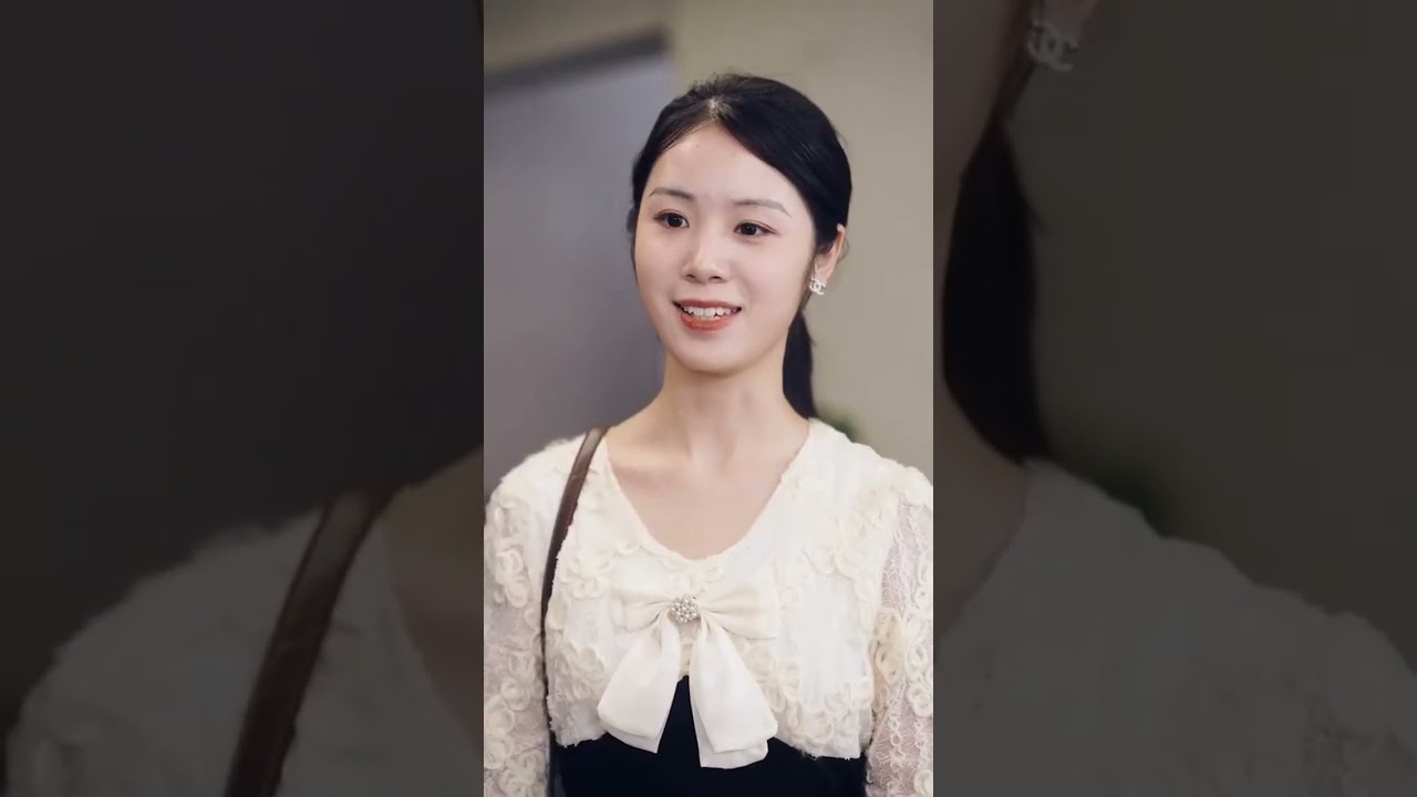 😈 Bảo mẫu ác độc bắt tôi quỳ lau sàn, đến khi biết tôi là người CEO cưng nhất thì đã quá muộn!