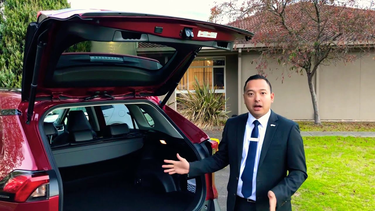 Особенности багажного отделения Toyota RAV4