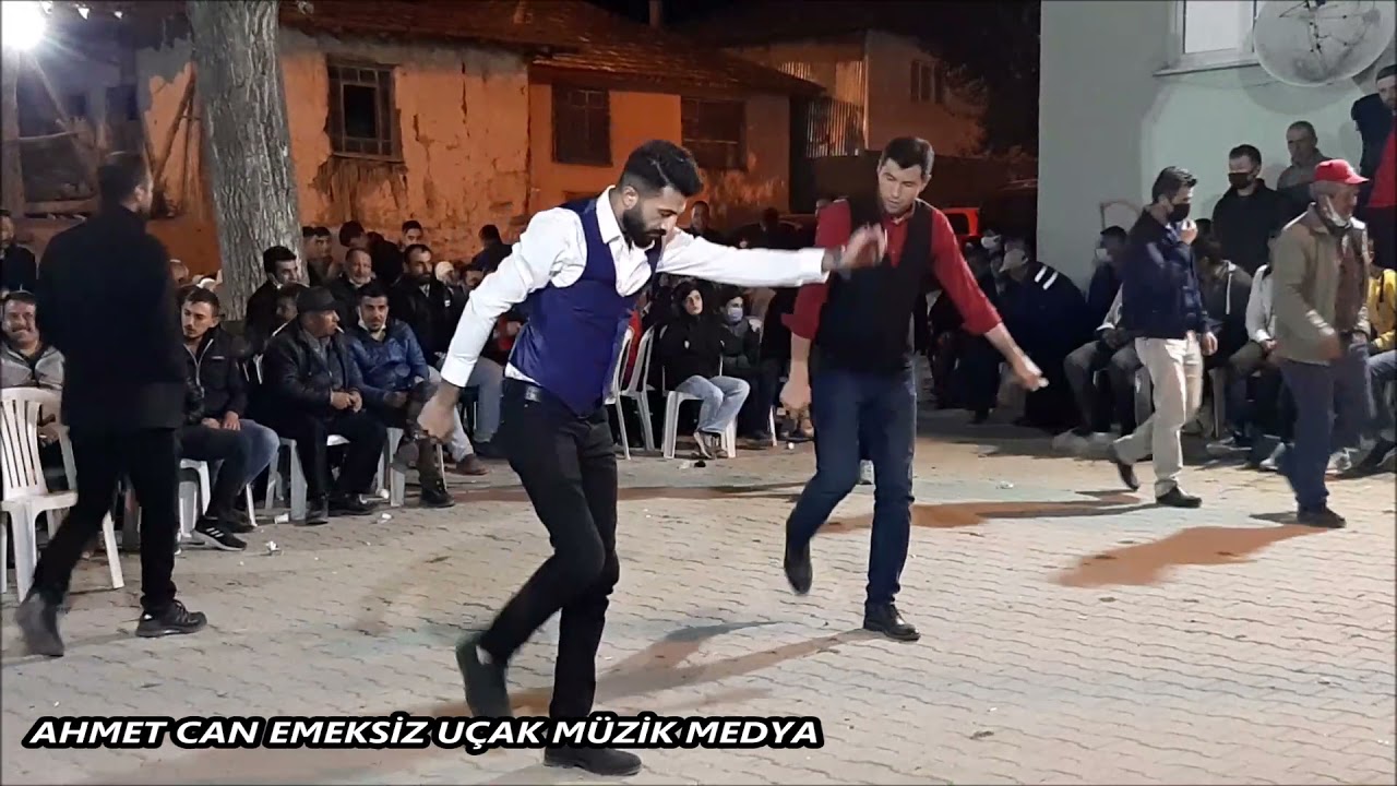 AHMET CAN EMEKSİZ 2021 ÇUBUGUM YOK YOL ÜSTÜNE UZATSAM GÖYNÜKÖREN KÖYÜ DÜĞÜNDEN CANLI KAYIT UÇAK M
