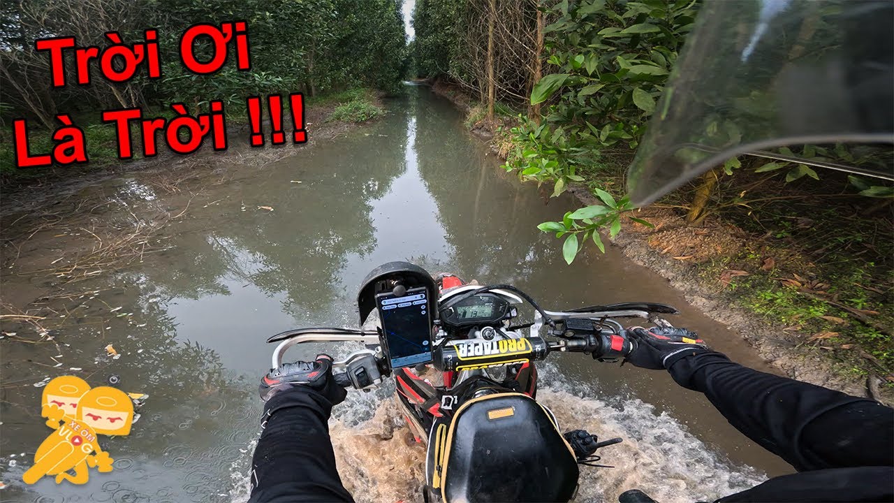 Offroad Tr&ecirc;n Bờ Kh&ocirc;ng Đ&atilde;, XUỐNG S&Ocirc;NG CHẠY MỚI Đ&Atilde; - Xe &Ocirc;m Vlog