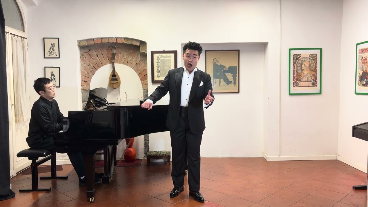 Una furtiva lagrima (Chenghai Bao)