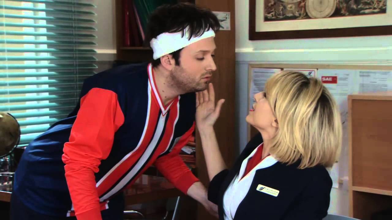 Guapas - Ignacio quiere que le empiecen a gustar las mujeres